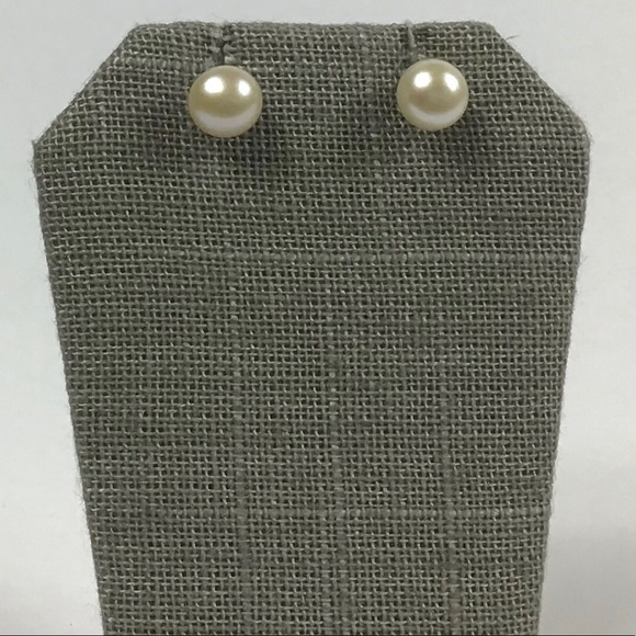 Jewelry - (925) Cultured Freshwater Pearl Stud Earrings